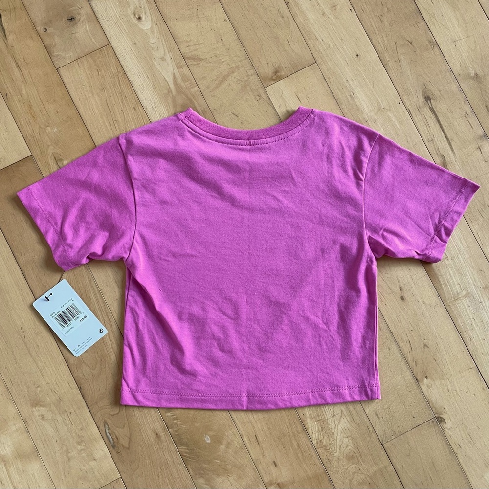 NWT Nike Kids Pink with White Swoosh T-shirt Size Girl’s Medium 5-6 - Picture 5 of 5